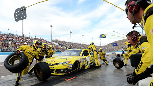 131111113257-matt-kenseth-single-image-cut.jpg